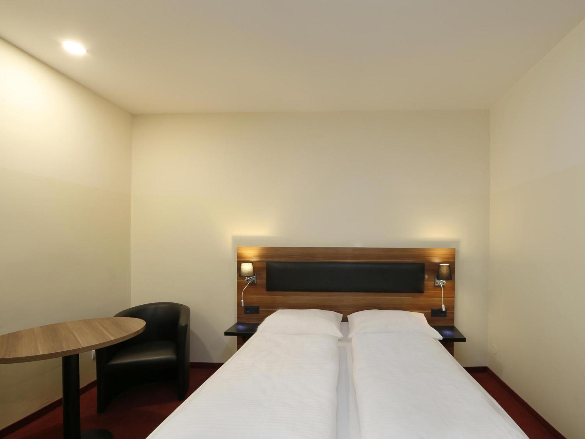 B&B Hotel Berlin-Adlershof Luaran gambar