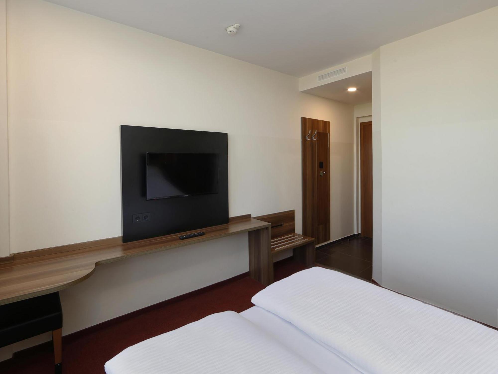 B&B Hotel Berlin-Adlershof Luaran gambar