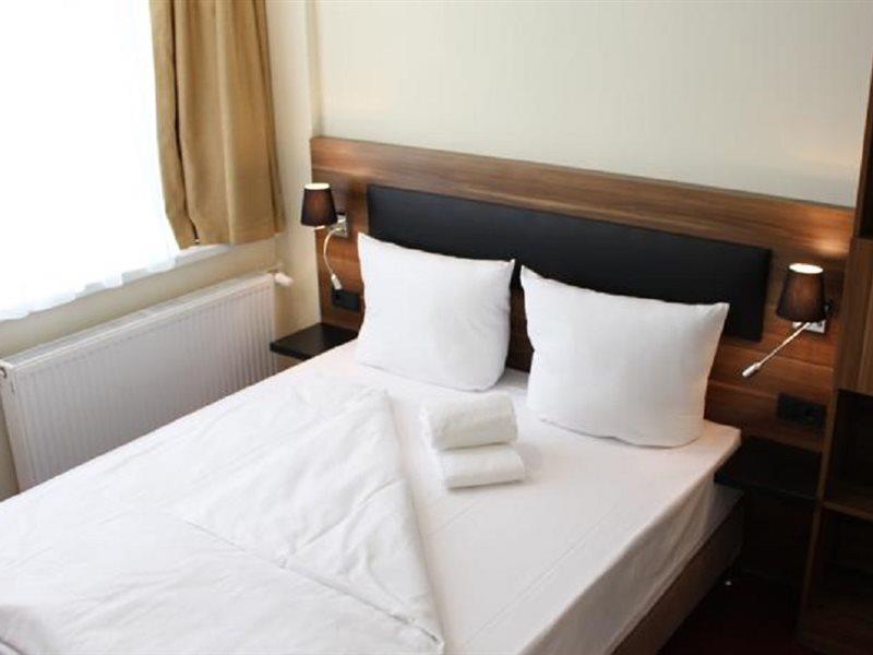 B&B Hotel Berlin-Adlershof Luaran gambar