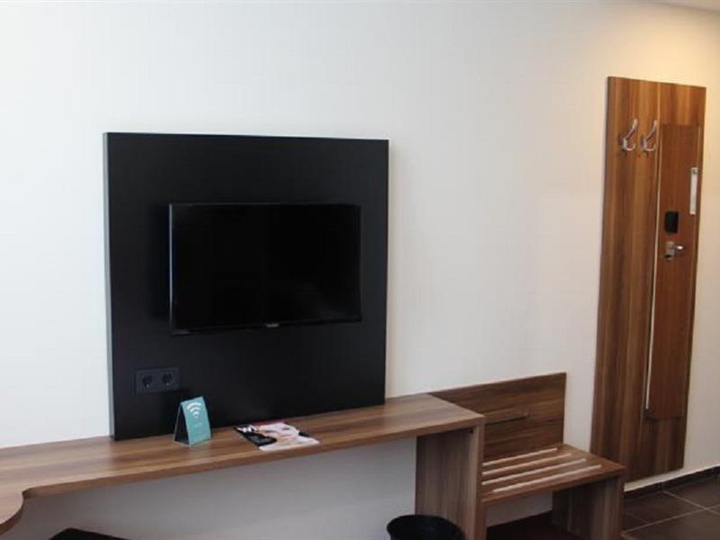 B&B Hotel Berlin-Adlershof Luaran gambar